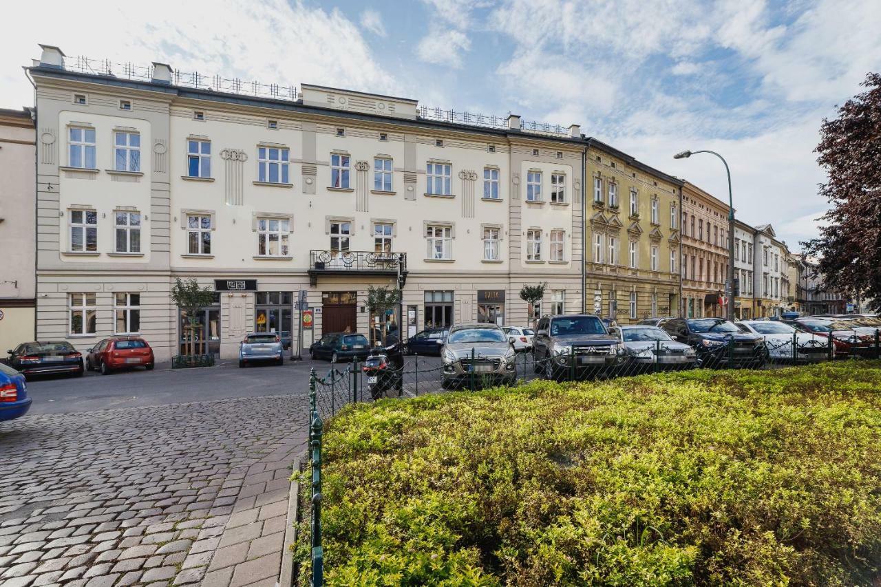Apartments Cracow Miodowa By Renters Krakow Exterior photo